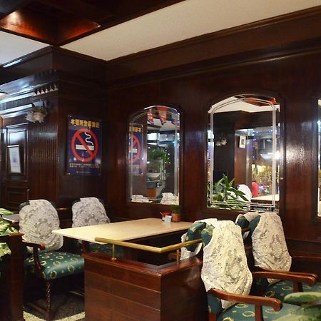 Guang Haw Hotel Tainan Buitenkant foto