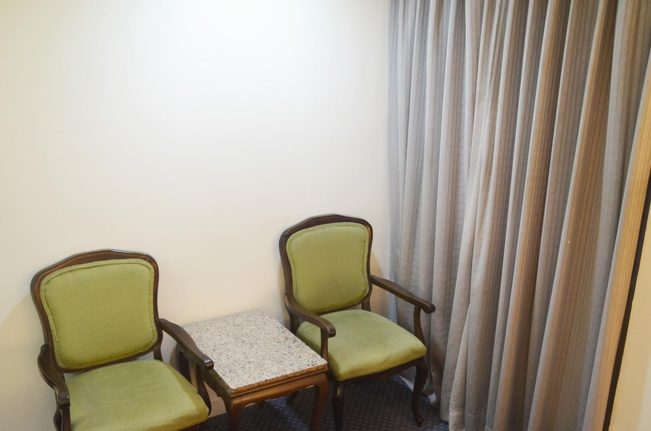 Guang Haw Hotel Tainan Buitenkant foto