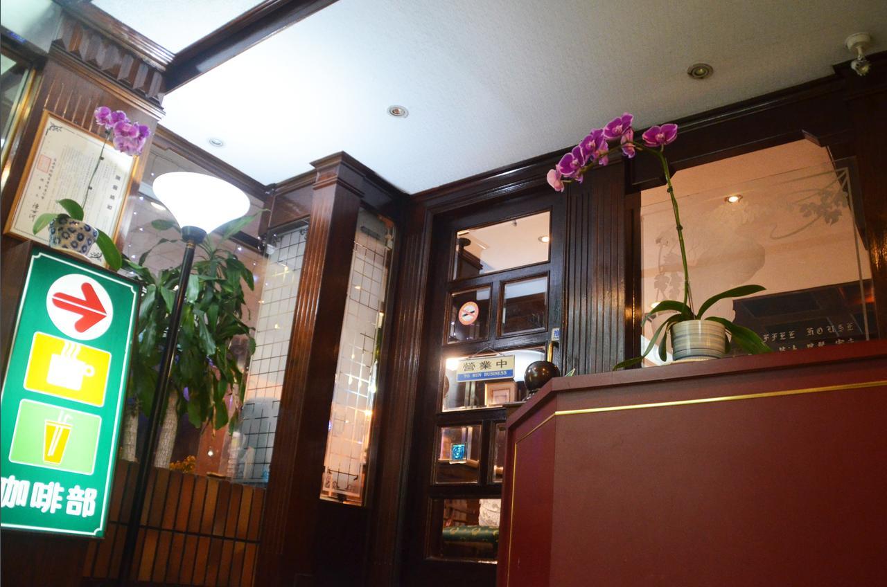 Guang Haw Hotel Tainan Buitenkant foto